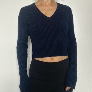 Brandy Melville cropped V neck wool sweater